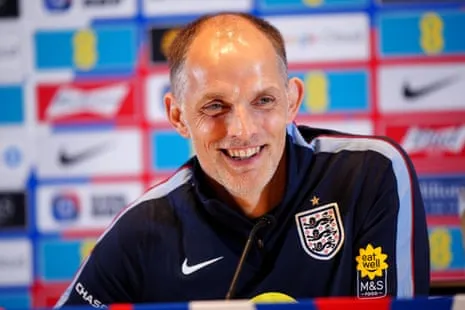 Thomas Tuchel während einer Pressekonferenz Thomas Tuchel während einer Pressekonferenz am Freitag