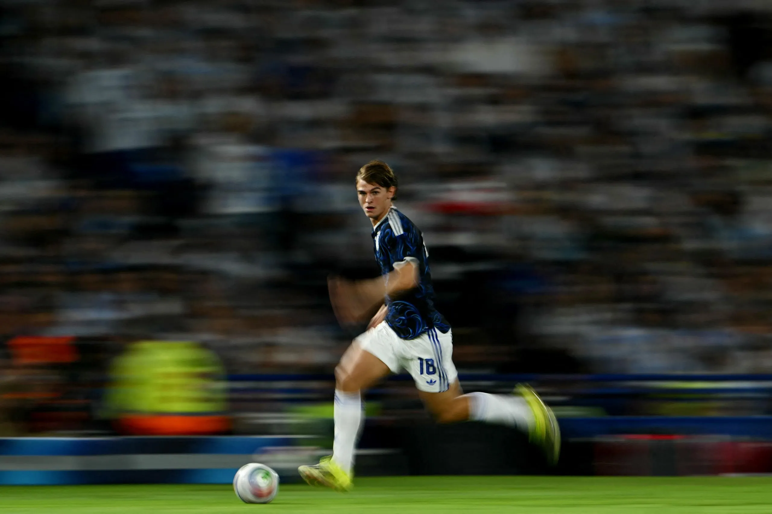 Argentina midfielder Nico Paz steps on the gas against Zambia in Buenos Aires