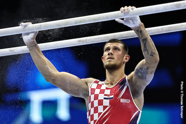 Illia Kovtun claims silver on parallel bars at World Championships